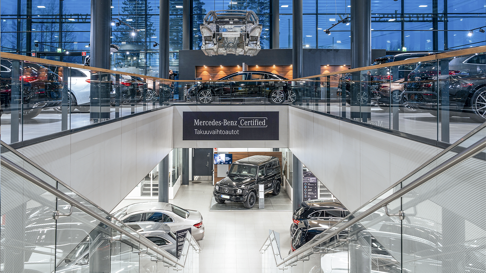 Mercedes-Benz takuuvaihtoautot Veho Airport liikkeessä