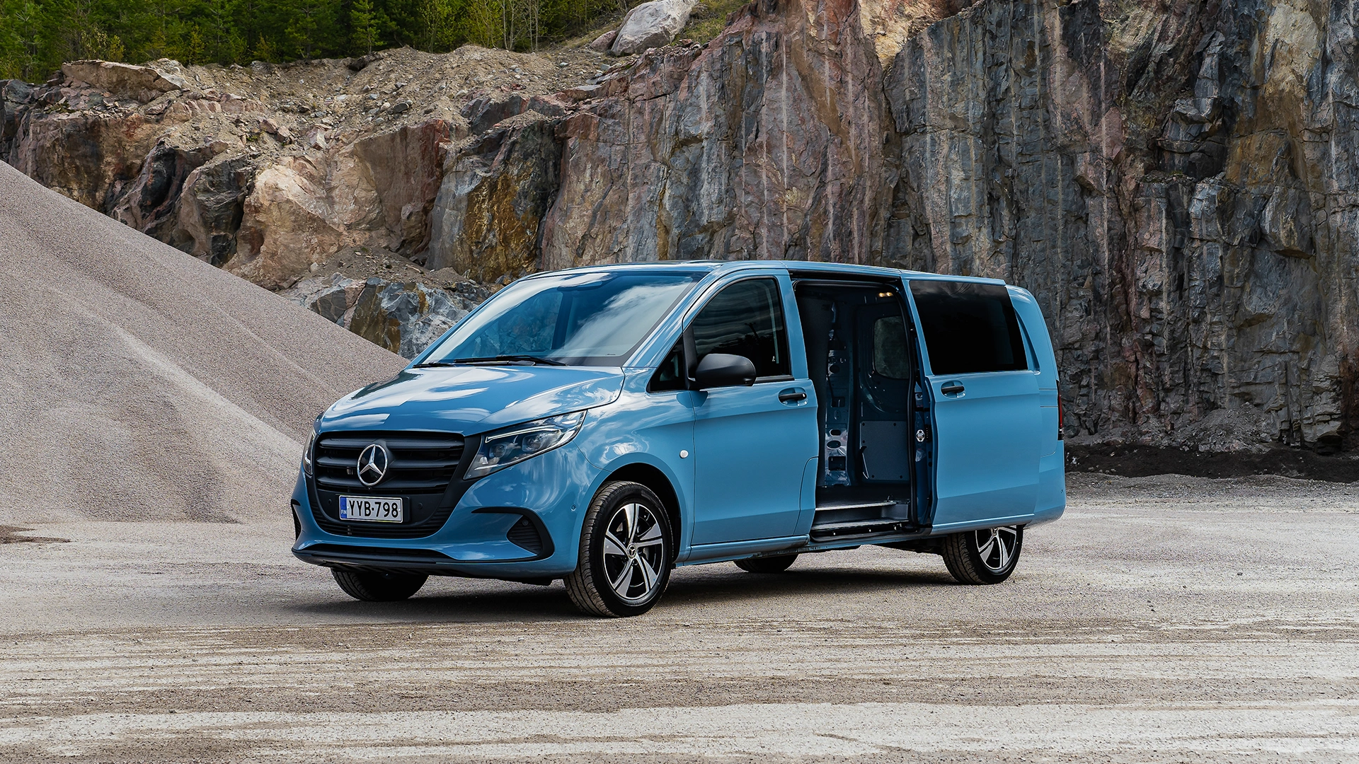 Mercedes-Benz Vito työmaalla